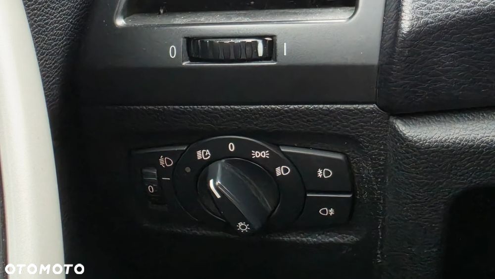 BMW Seria 1 118d - 37