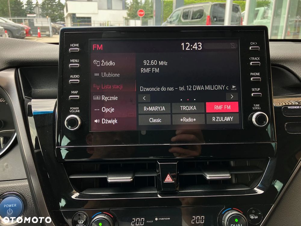 Toyota Camry 2.5 Hybrid Executive CVT - 30