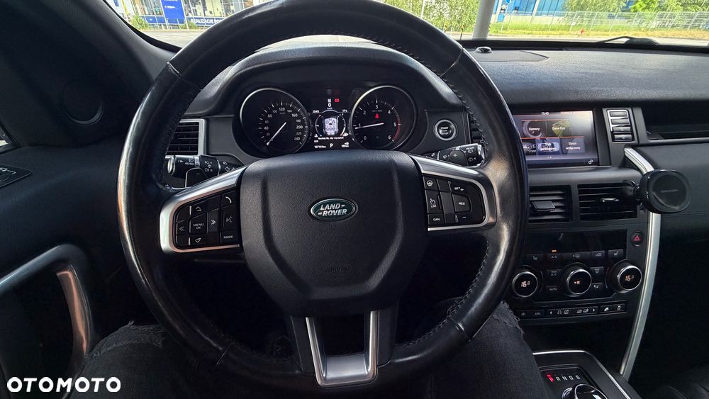 Land Rover Discovery Sport TD4 HSE Luxury - 31