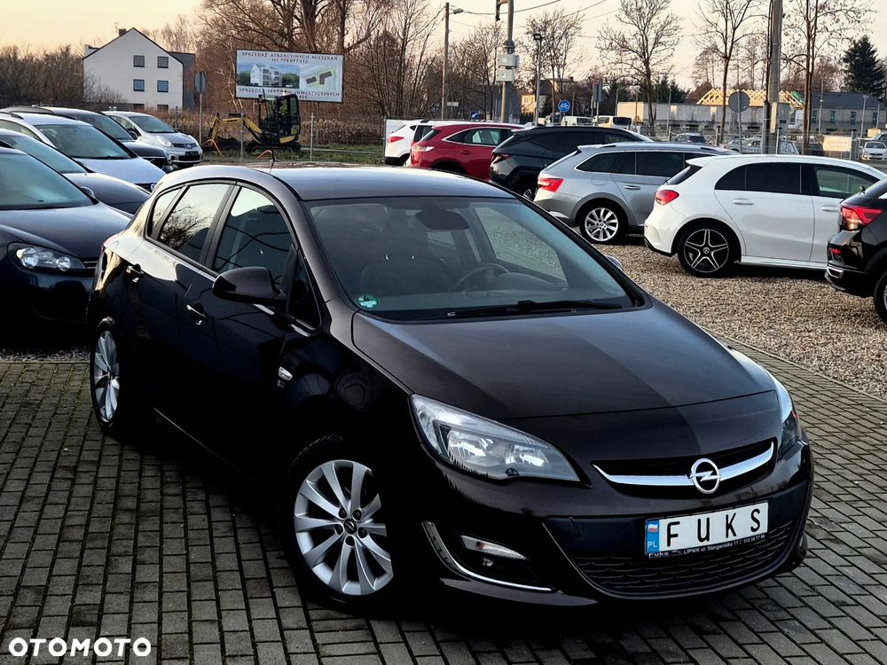 Opel Astra 1.4 Turbo 150 Jahre - 14