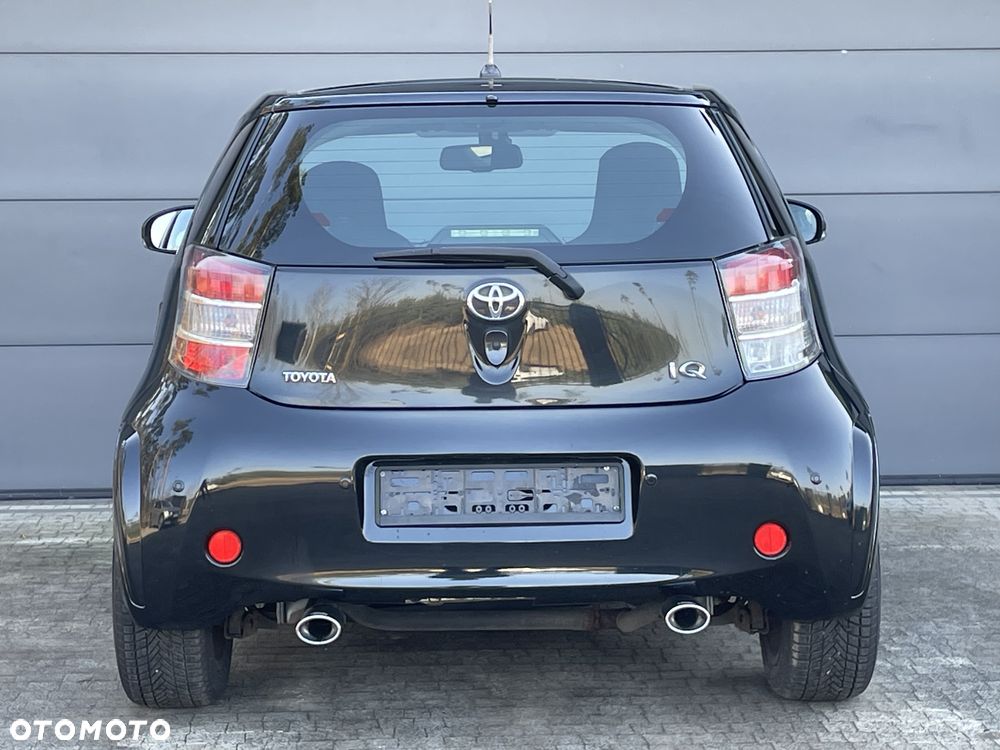 Toyota iQ 1.33 - 22