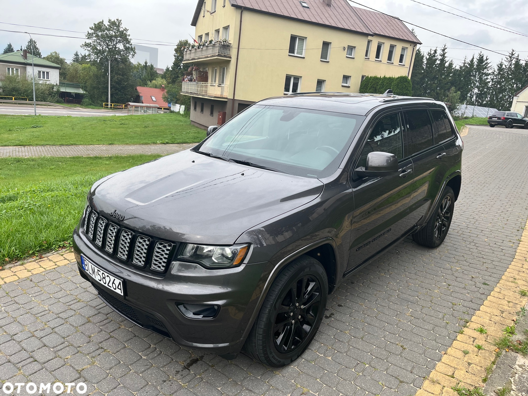 Jeep Grand Cherokee 3.6 V6 Laredo - 3