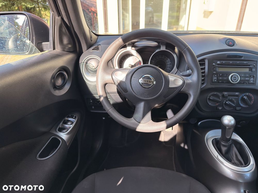 Nissan Juke 1.6 Visia - 11