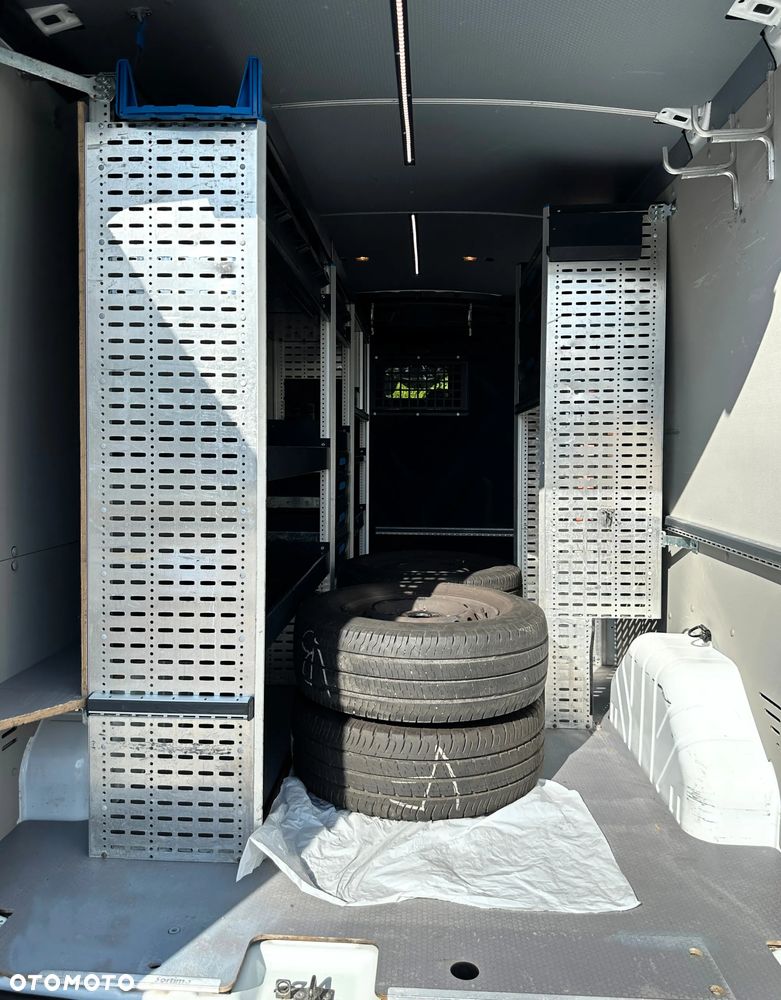 Ford Transit - 35