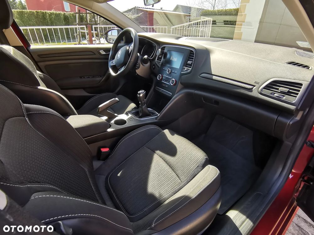 Renault Megane 1.6 SCe Limited 2018 - 5