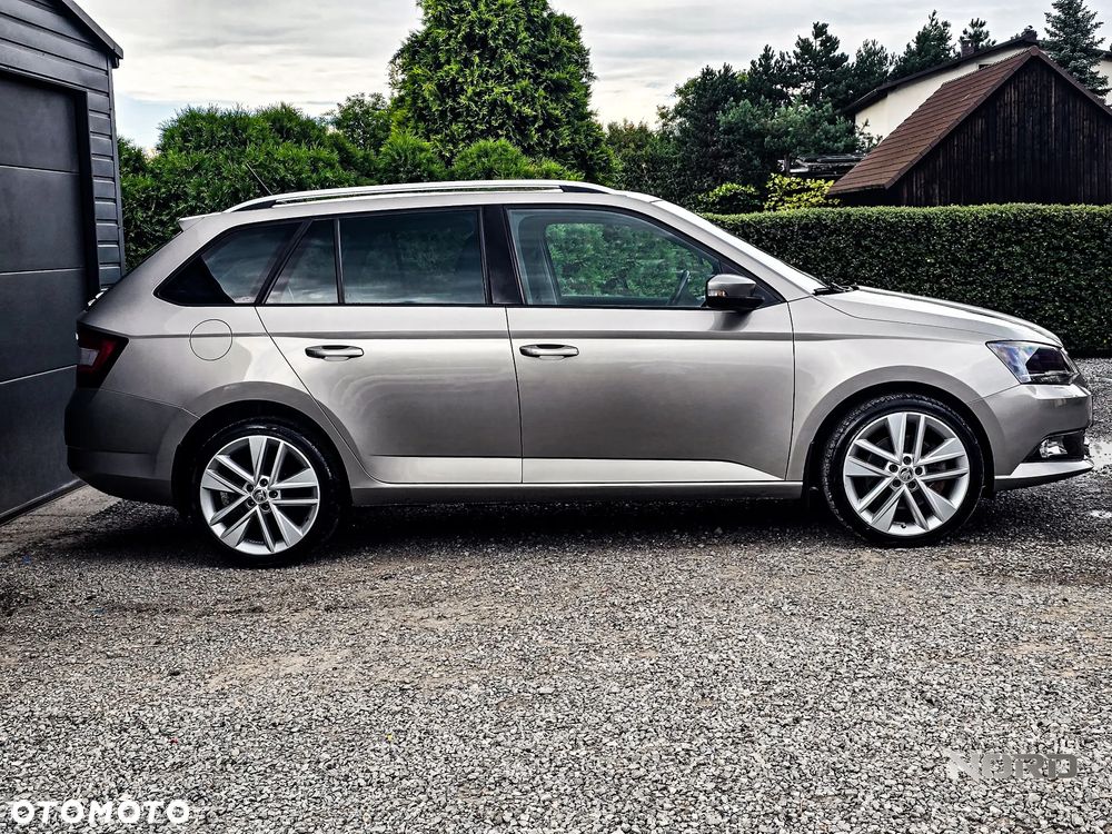 Skoda Fabia 1.2 TSI DSG Style - 2