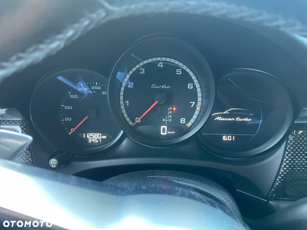 Porsche Macan Standard - 10