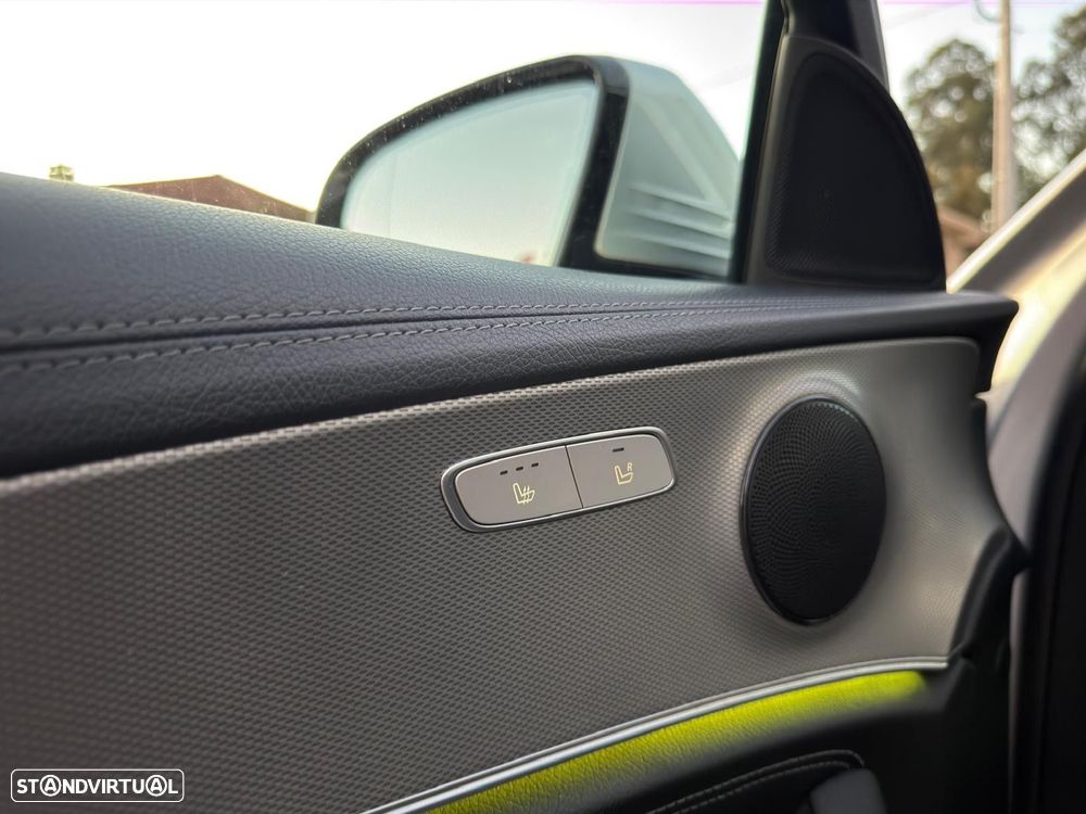 Mercedes-Benz E 220 d AMG - 26