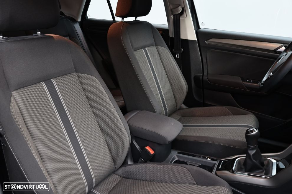 VW T-Roc 1.0 TSI - 19
