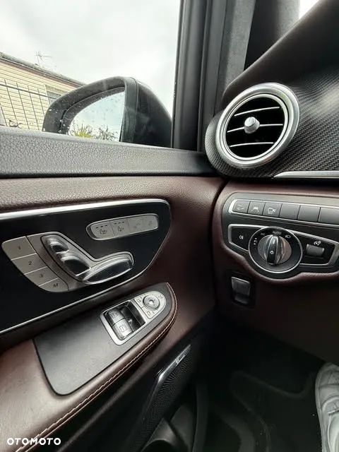 Mercedes-Benz Klasa V 250 d 4-Matic Exclusive 7G-Tronic - 6