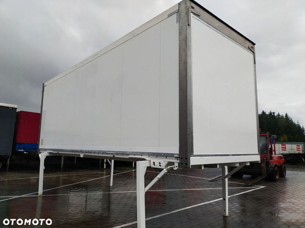 Schmitz Cargobull Izoterma BDF SCHMITZ 17r wysokość w środku 255 cm - 4