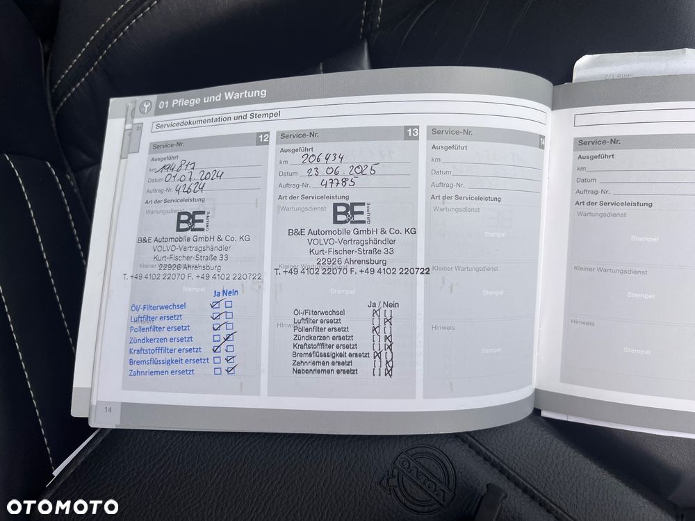 Volvo C30 D2 R-Design - 28