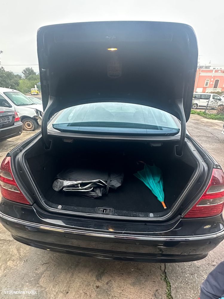 Mercedes-Benz E 270 - 8