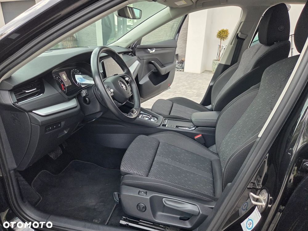 Skoda Octavia 2.0 TDI DSG Clever - 10