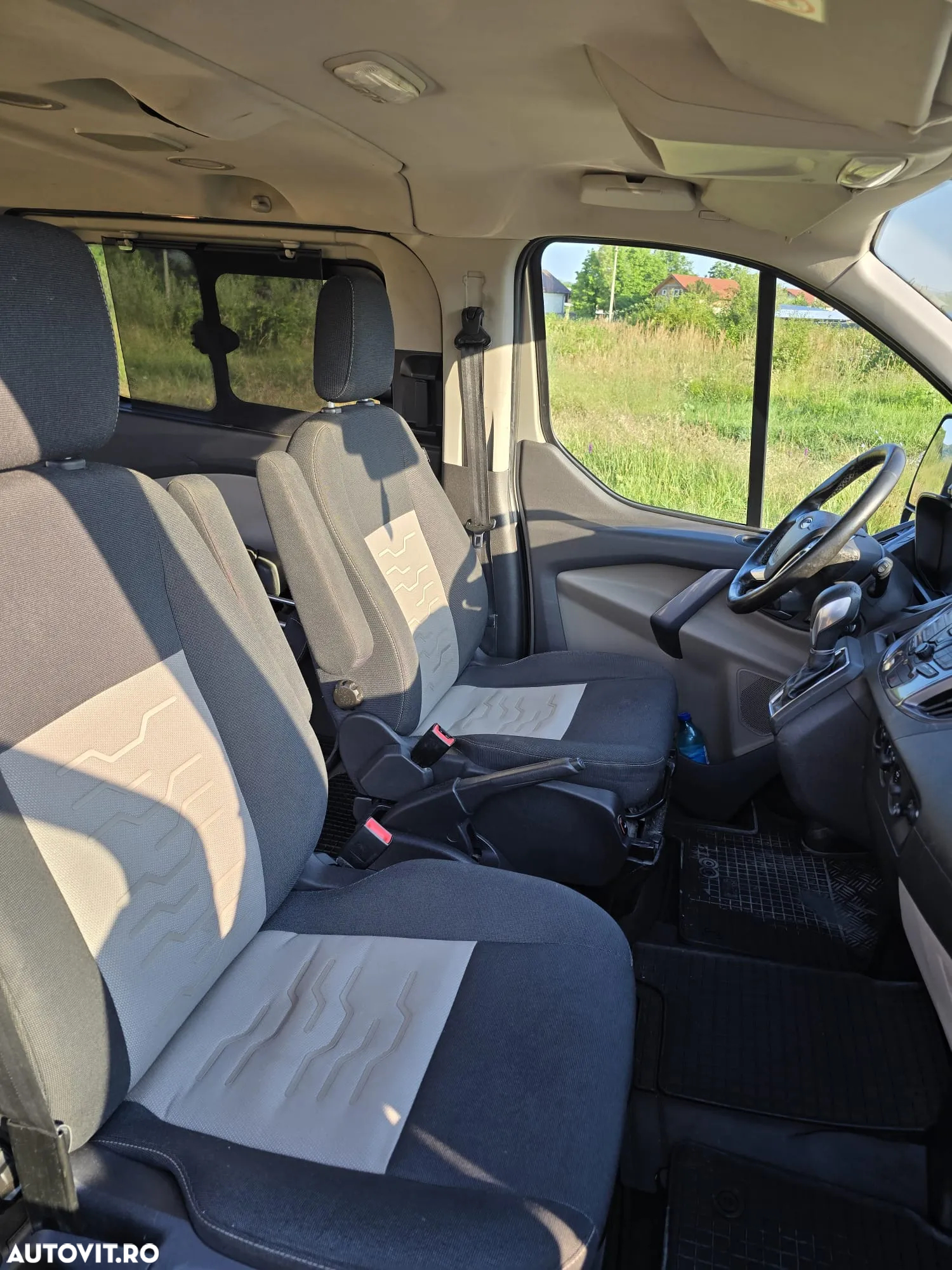 Ford Tourneo Custom - 20