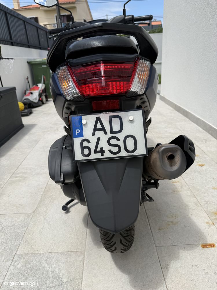 Yamaha NMAX - 6