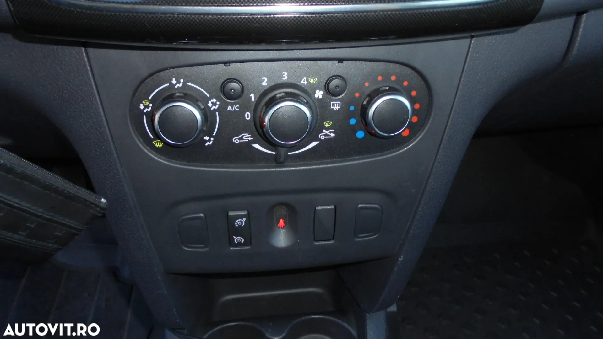 Dacia Logan MCV 0.9 TCe Prestige - 19