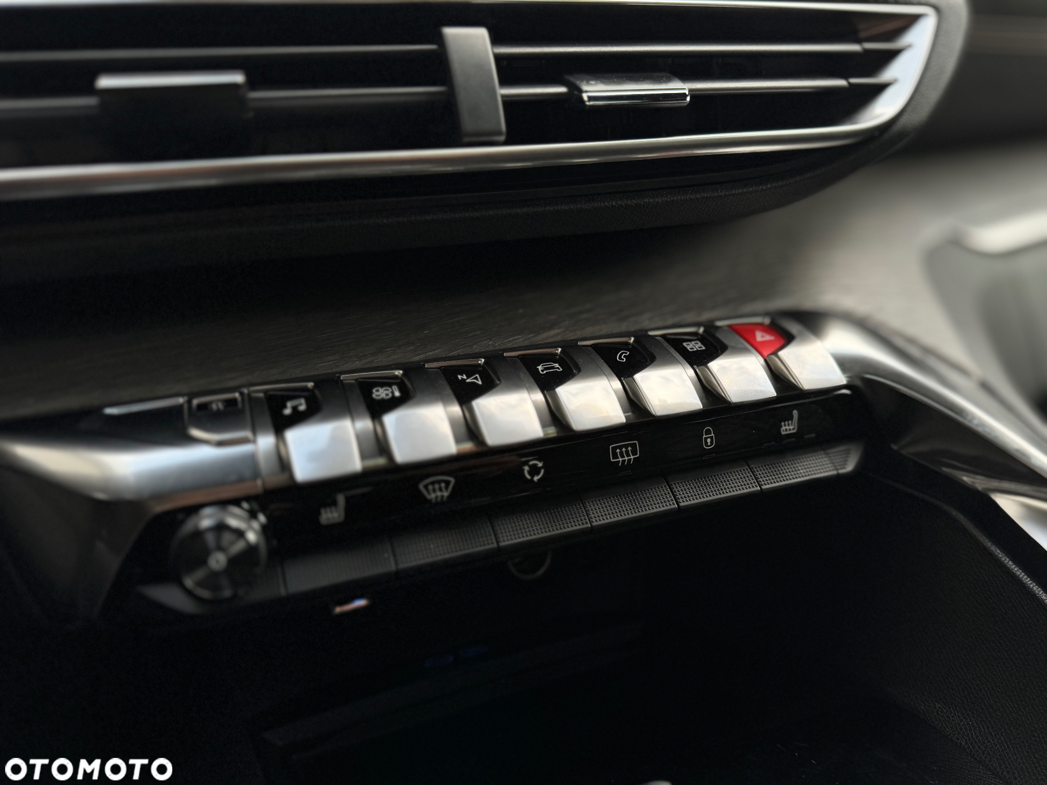 Peugeot 5008 BlueHDI 180 EAT8 GT - 27