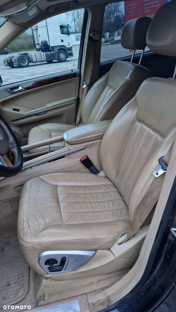 Mercedes-Benz ML - 17