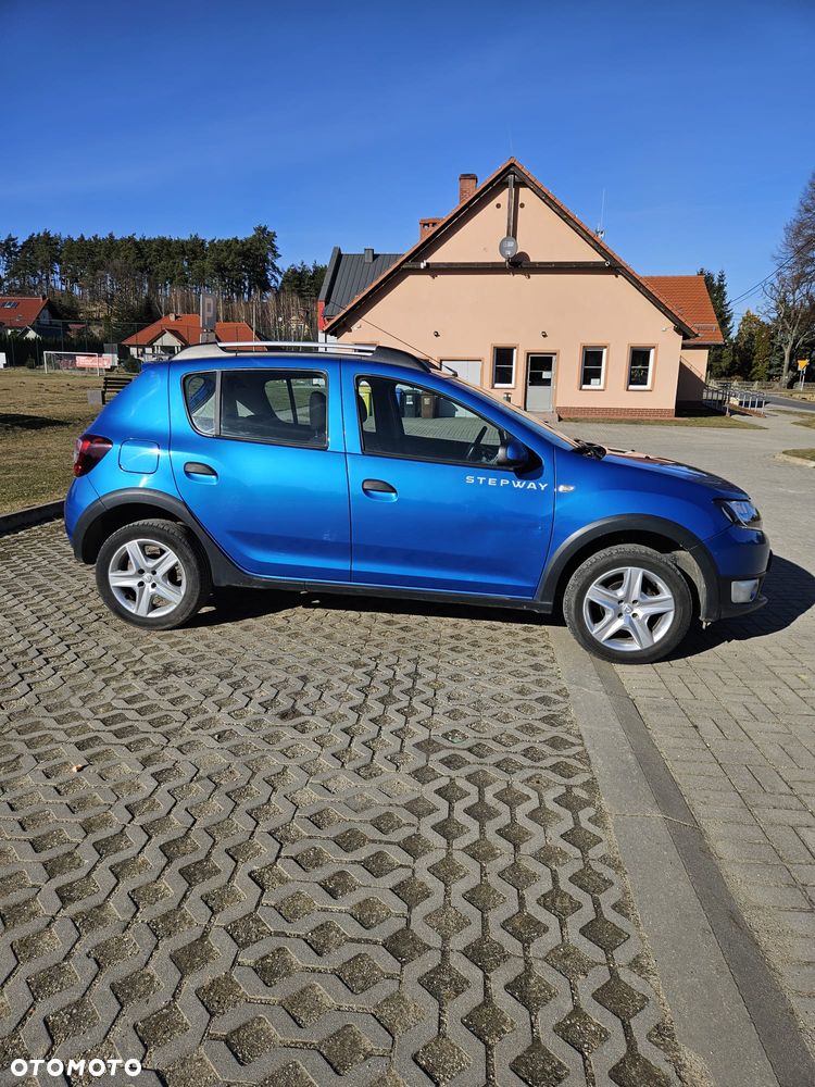 Dacia Sandero TCe 90 Laureate - 14