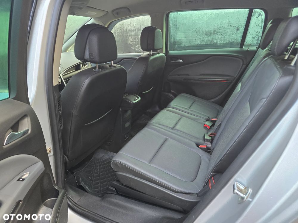 Opel Zafira 2.0 CDTI Cosmo - 9