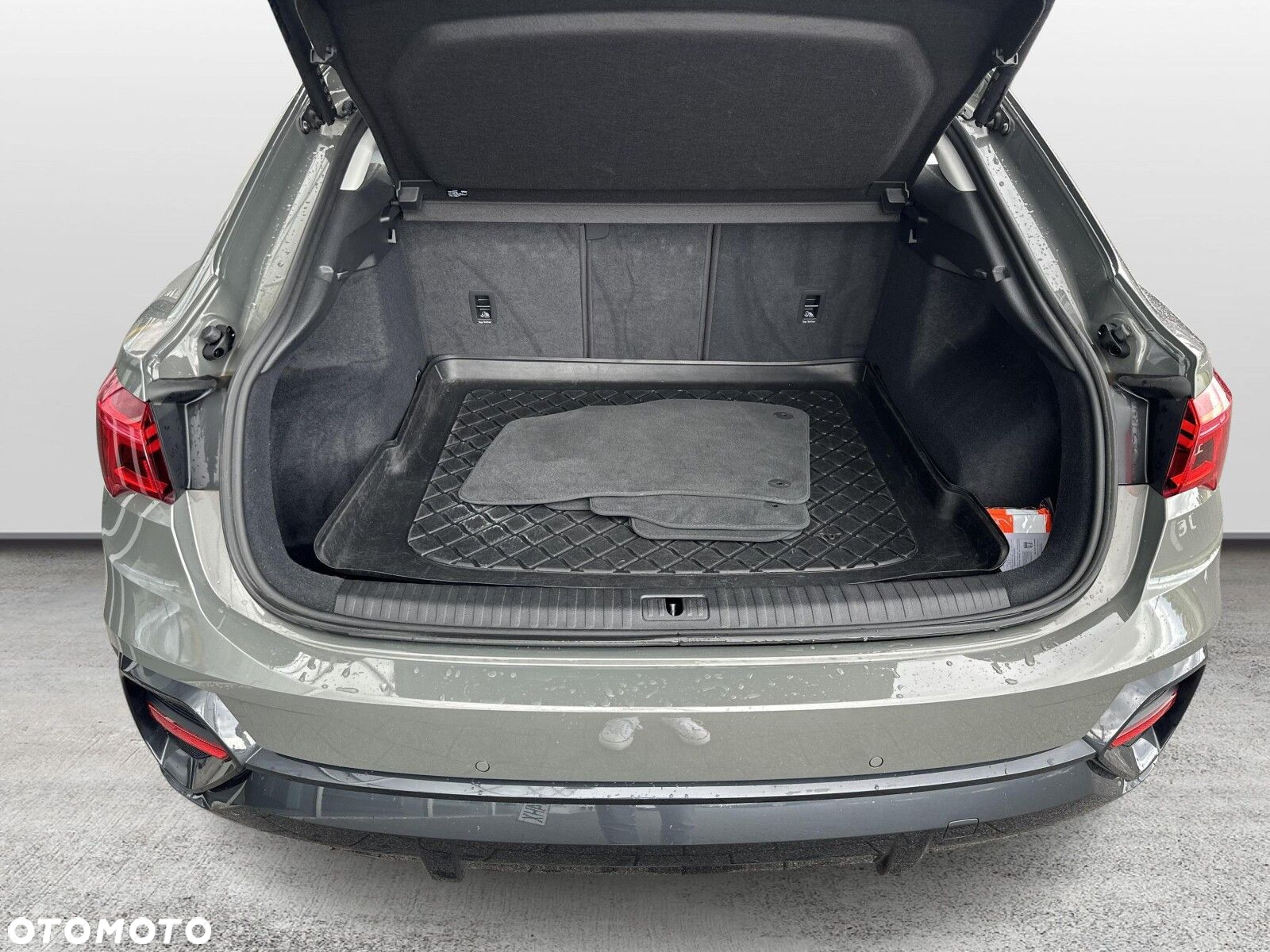 Audi Q3 Sportback - 13