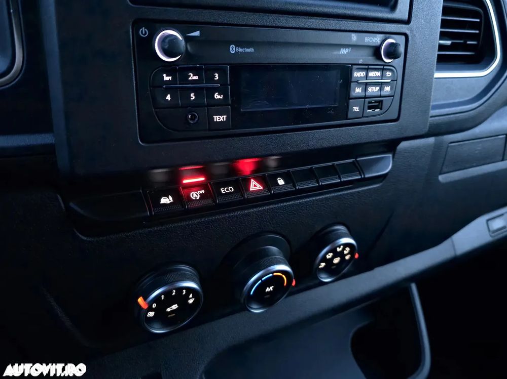 Renault Master - 25