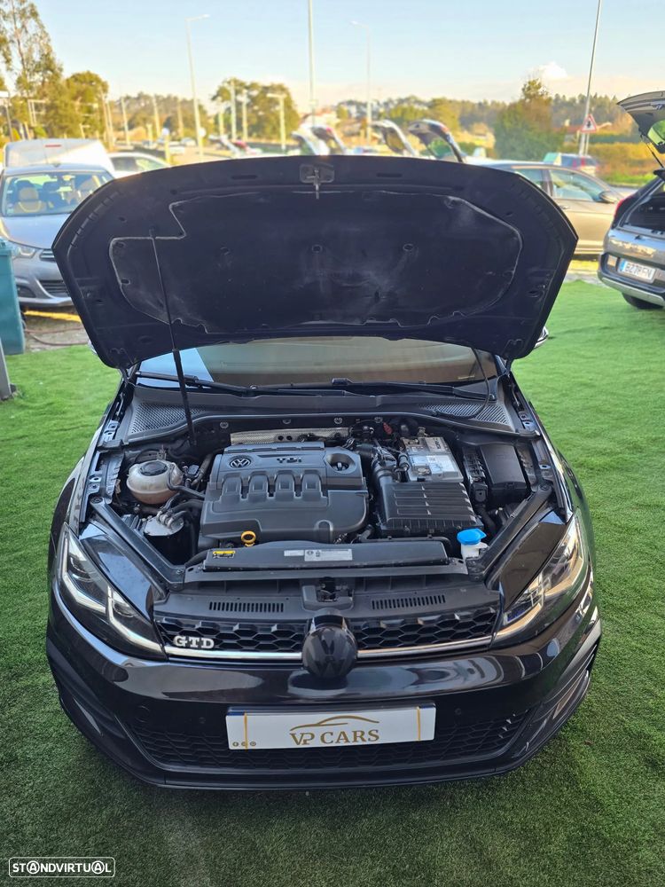 VW Golf 2.0 TDi GTD DSG - 12