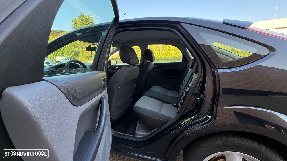 Ford Focus 1.6 TDCi Trend - 6