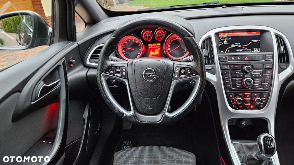 Opel Astra IV GTC 1.6 T SIDI Sport S&S - 19