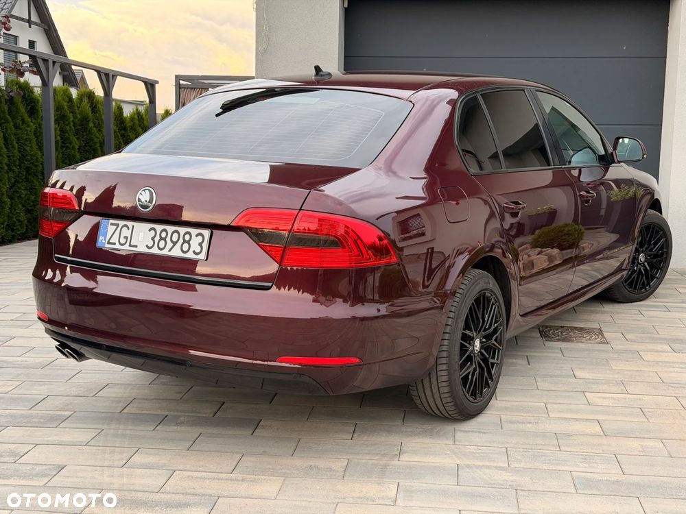 Skoda Superb 1.8 TSI Elegance DSG - 9