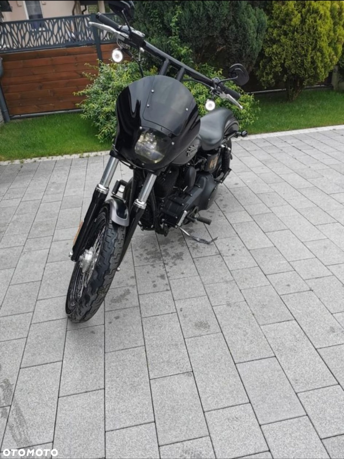 Harley-Davidson Dyna Street Bob - 5