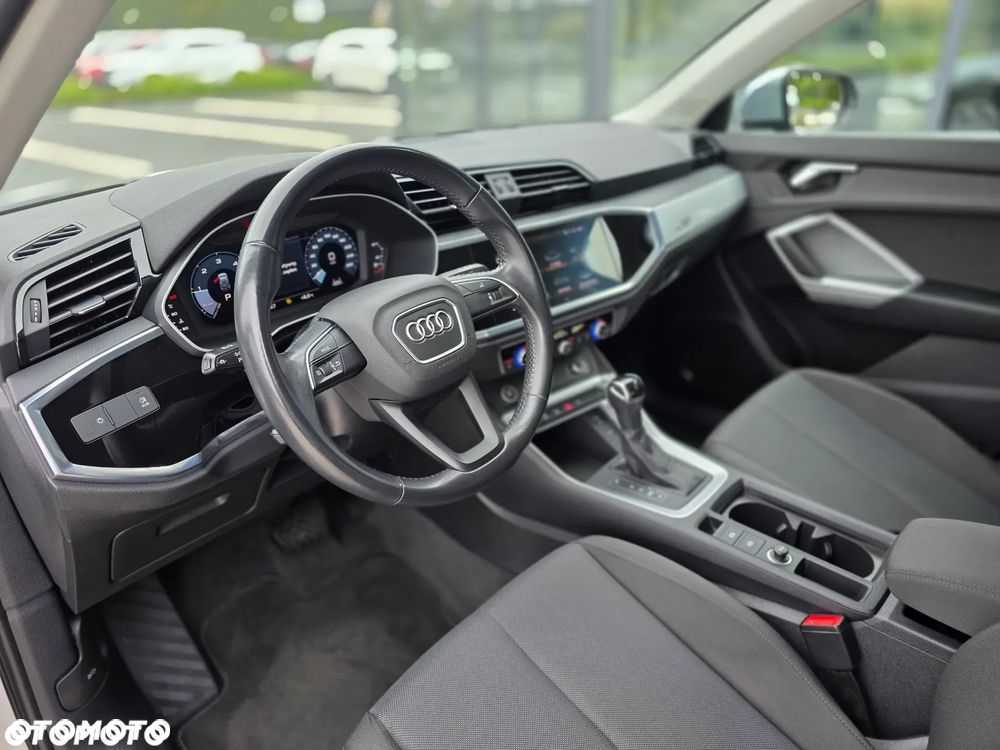 Audi Q3 35 TDI S tronic - 18