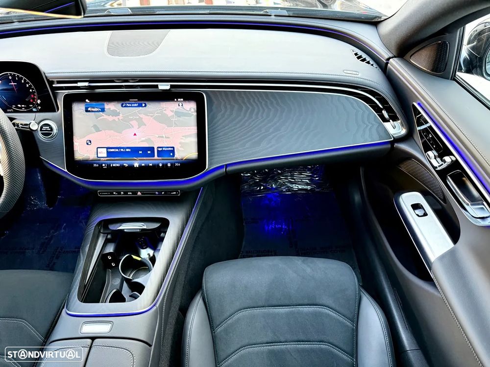 Mercedes-Benz E 300 de - 11