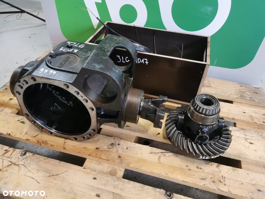 Manitou MT 1840 {Mechanizm różnicowy przedni Spicer} - 2