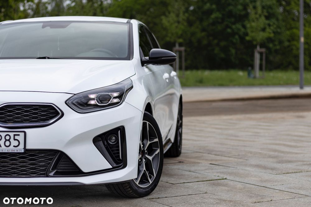 Kia ProCeed - 6