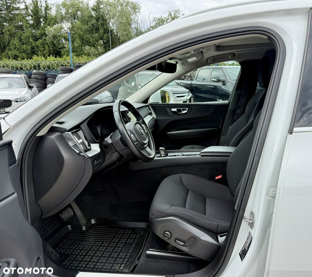 Volvo XC 60 T6 AWD Plug-In Hybrid Inscription - 9