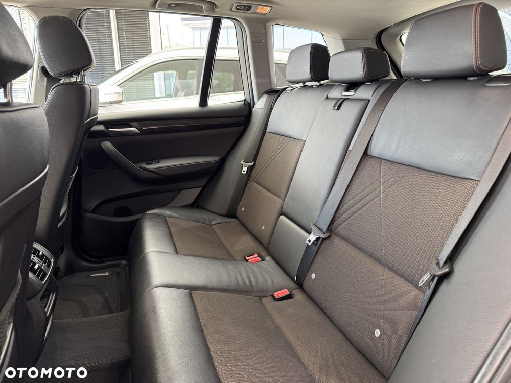 BMW X3 xDrive20d xLine - 13
