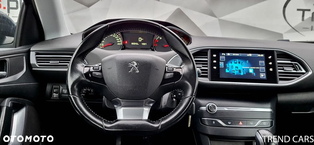 Peugeot 308 1.2 PureTech Allure S&S - 21