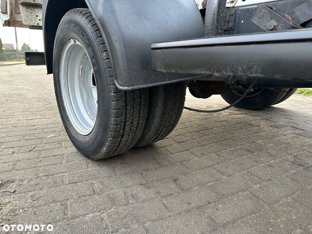 Mitsubishi FUSO KIPER WYWROTKA 3,0 - 16