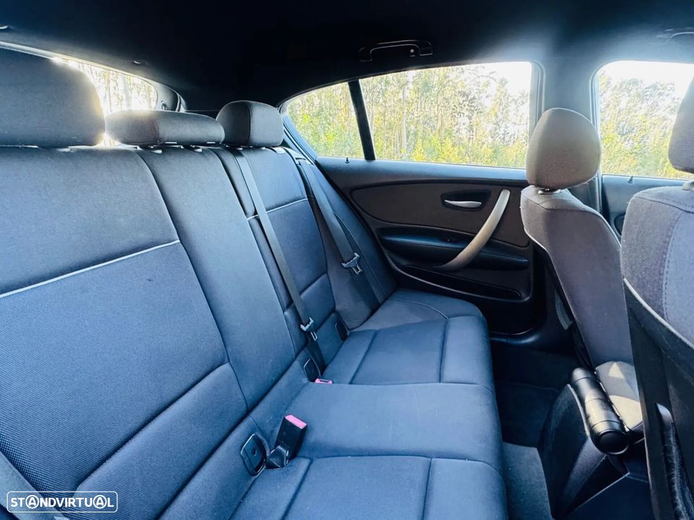 BMW 118 d Line Sport - 35