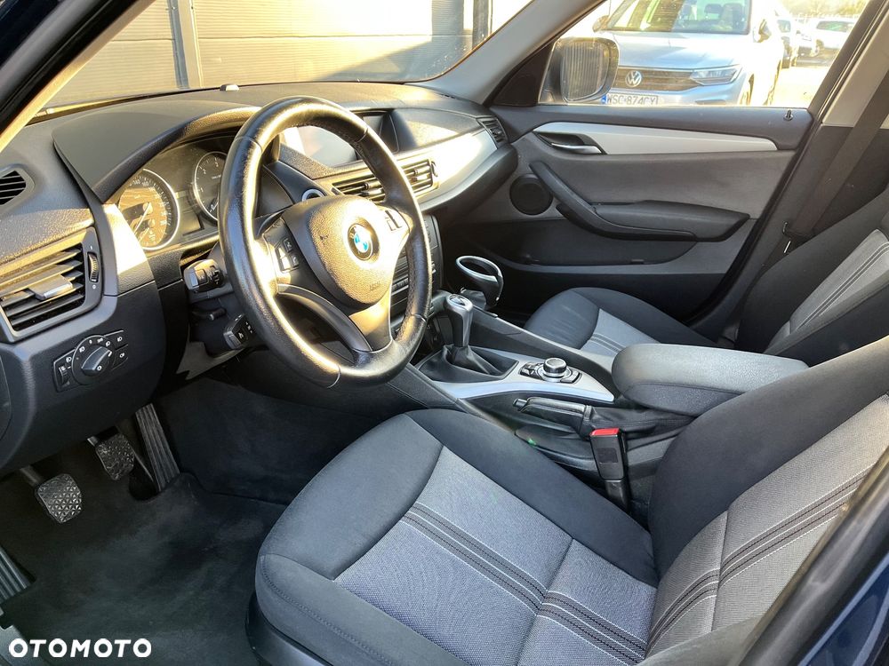 BMW X1 sDrive18d - 13