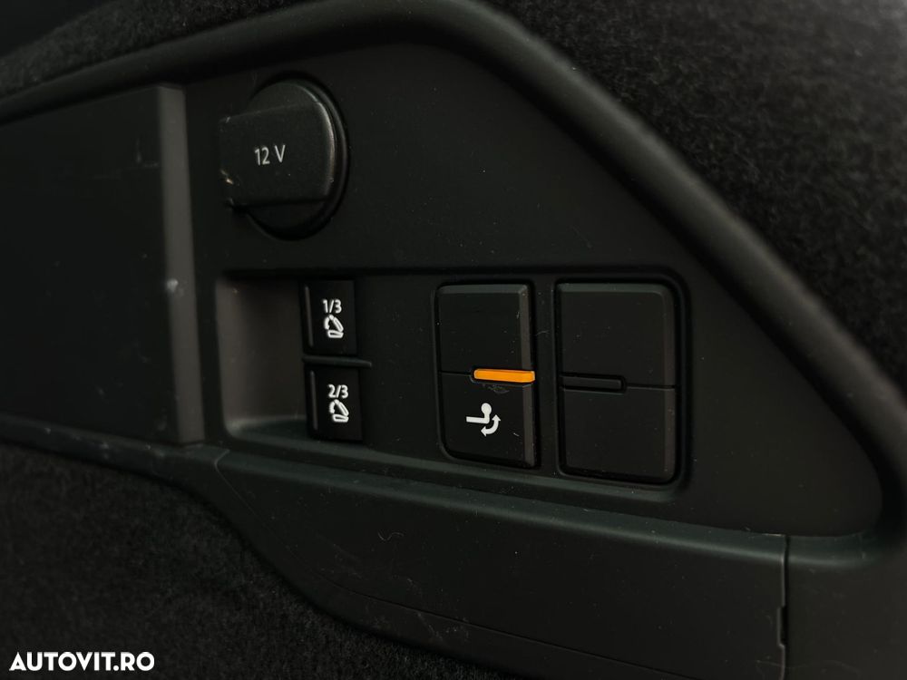 Volkswagen Touareg - 24