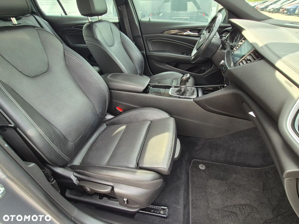 Opel Insignia 2.0 Business Innovation - 32