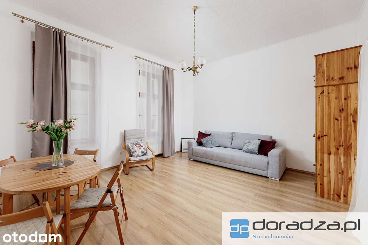 2 pokoje/ 51m2 / osobna kuchnia / ul. Worcella / CENTRUM