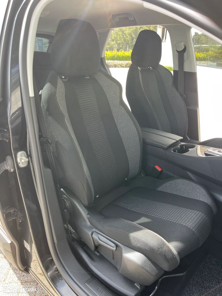 Peugeot 3008 PureTech 130 Stop & Start GPF EAT8 Active Business-Pack - 13