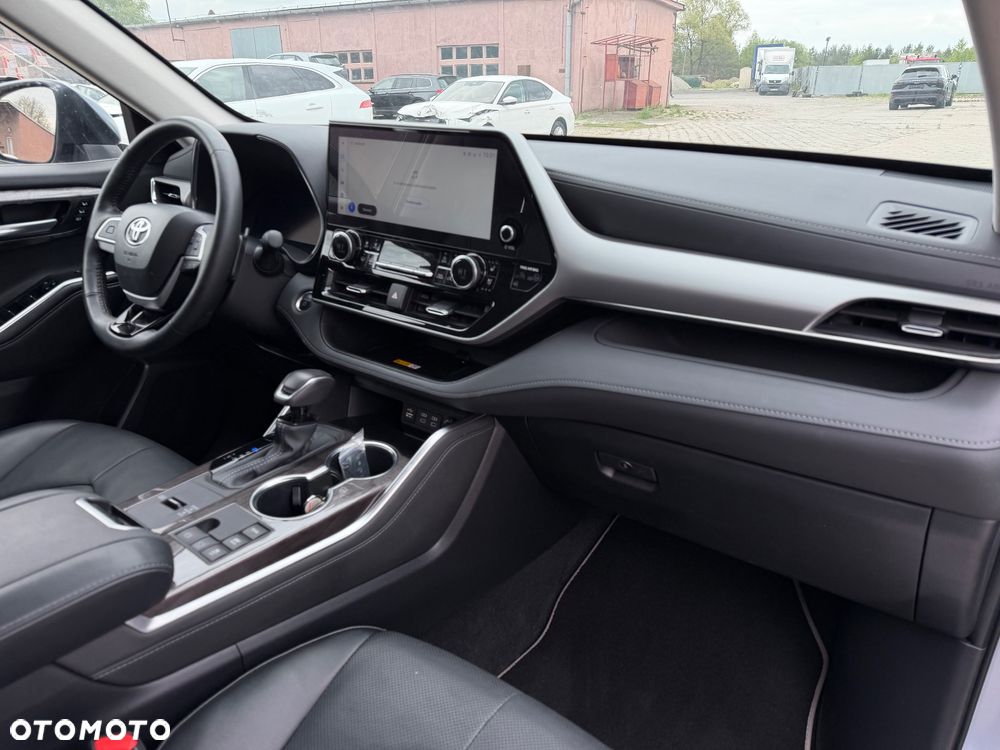 Toyota Highlander 2.5 Hybrid Business Edition - 27