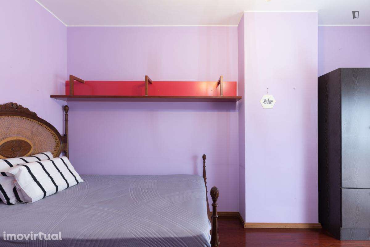 Quarto - localizado em Paranhos Porto - Grande imagem: 5/20