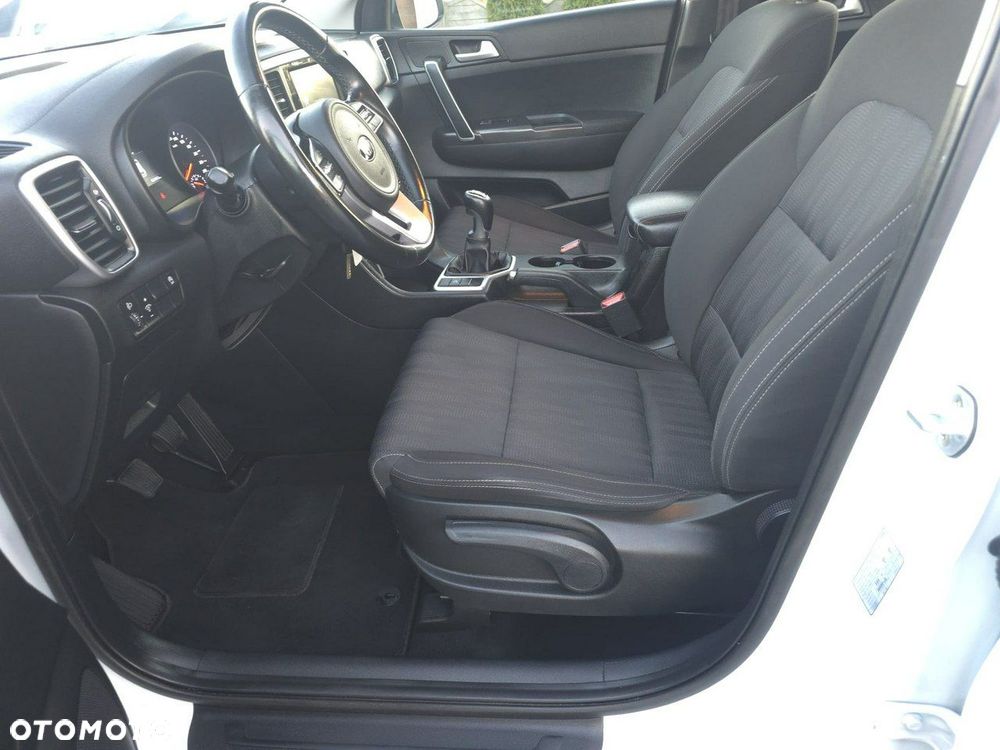 Kia Sportage - 11