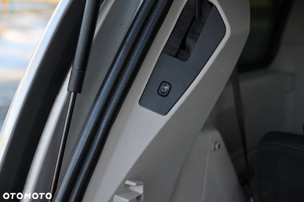 Chrysler Grand Voyager 2.8 CRD Automatik Limited - 35